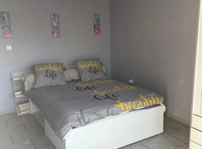 Les Clematites Apartment
